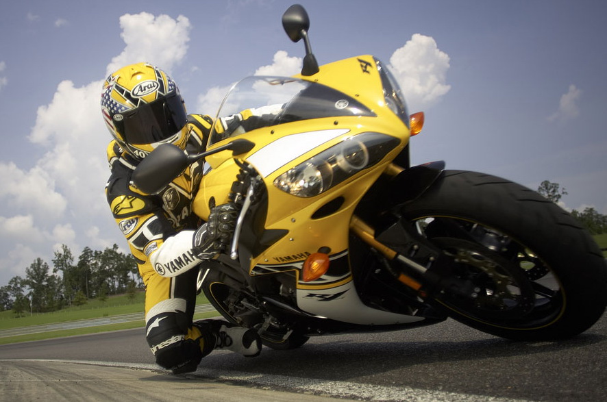 Yamha R1 2006