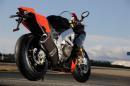 Предсатвиха официално Aprilia RSV4 Factory