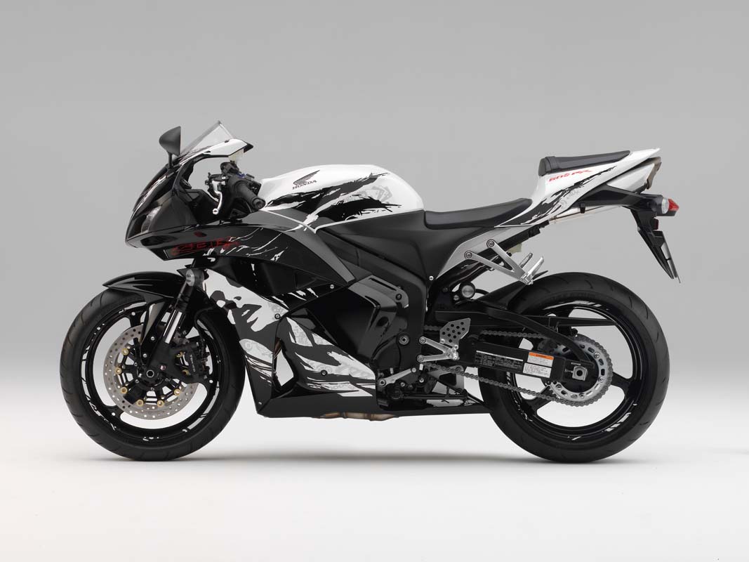 Honda CBR600RR и CB1000R 2010