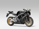 Honda CBR1000RR Fireblade 2010 е станал още по-спортен