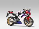 Honda CBR1000RR Fireblade 2010 е станал още по-спортен