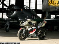 Kawasaki Ninja ZX-10R получи челюсти на акула
