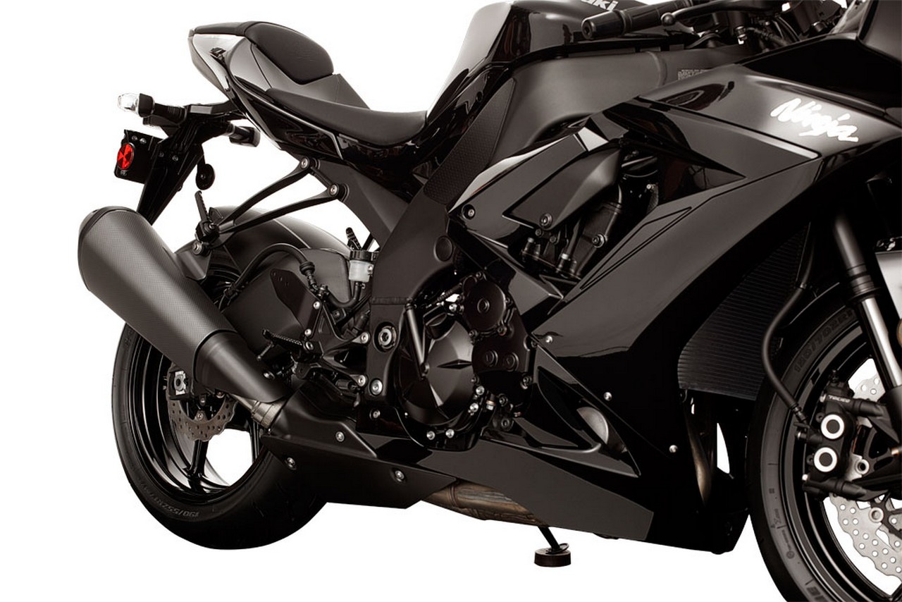 Kawasaki Ninja ZX-10R 2010 (нови снимки)