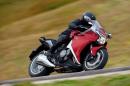 Honda привиква VFR1200F в сервиза