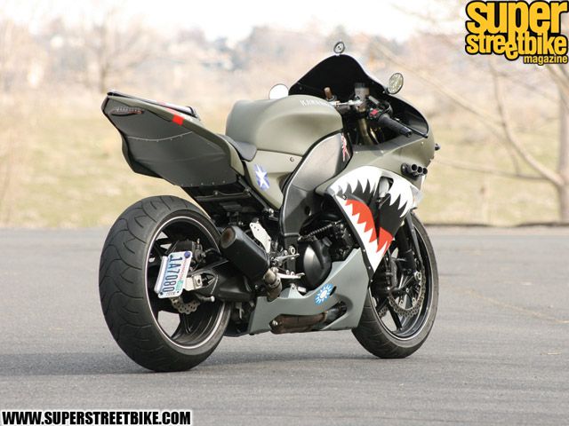 Kawasaki ZX-10R (P-40 Warhawk)