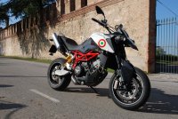 Moto Morini Granferro 1200 дебютира в Милано