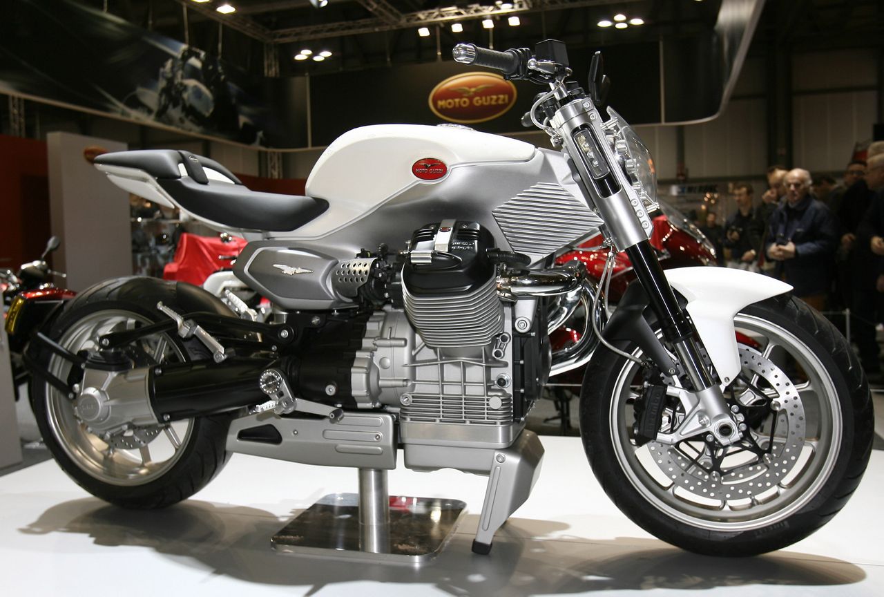 Moto Guzzi V12 Le Mans, V12 Strada и V12 X