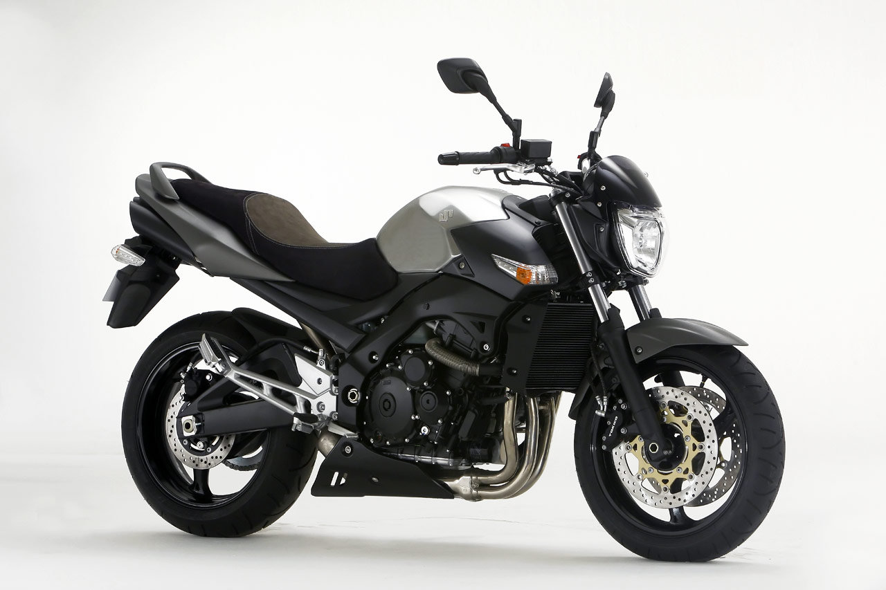 Suzuki GSR 600 Iron 2010