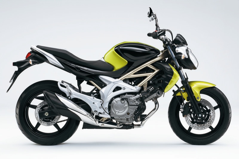 Suzuki Gladius  2010