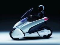 Футуристична триколка на Honda ще дебютира в Женева