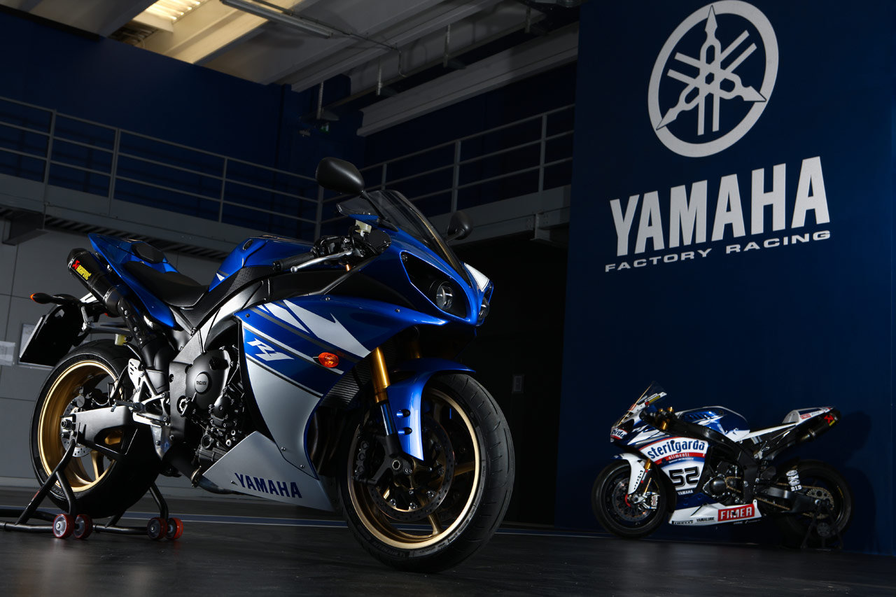 Yamaha YZF-R1 2010 Akrapovic