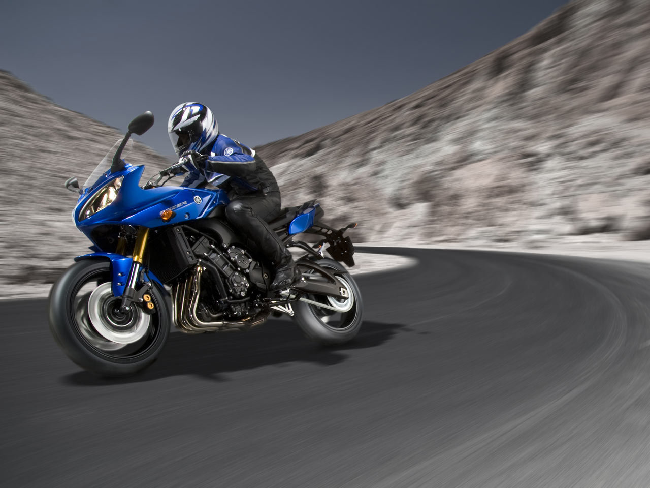Yamaha Fazer 8
