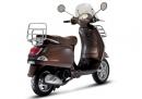 Новият скутер Vespa LX Touring