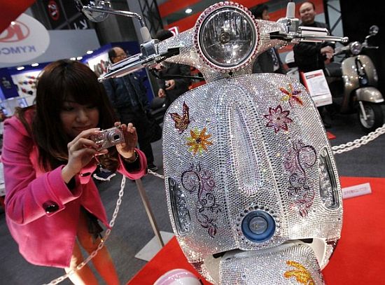 Swarovski Kymco Scooter