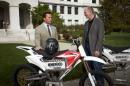 Арнолд Шварценегер насърчава електрическите мотоциклети