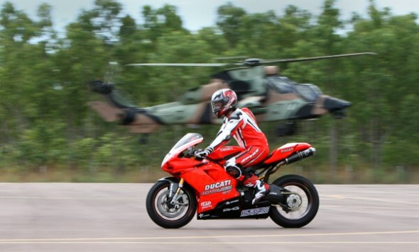 Ducati 1198R и Eurocopter Tiger