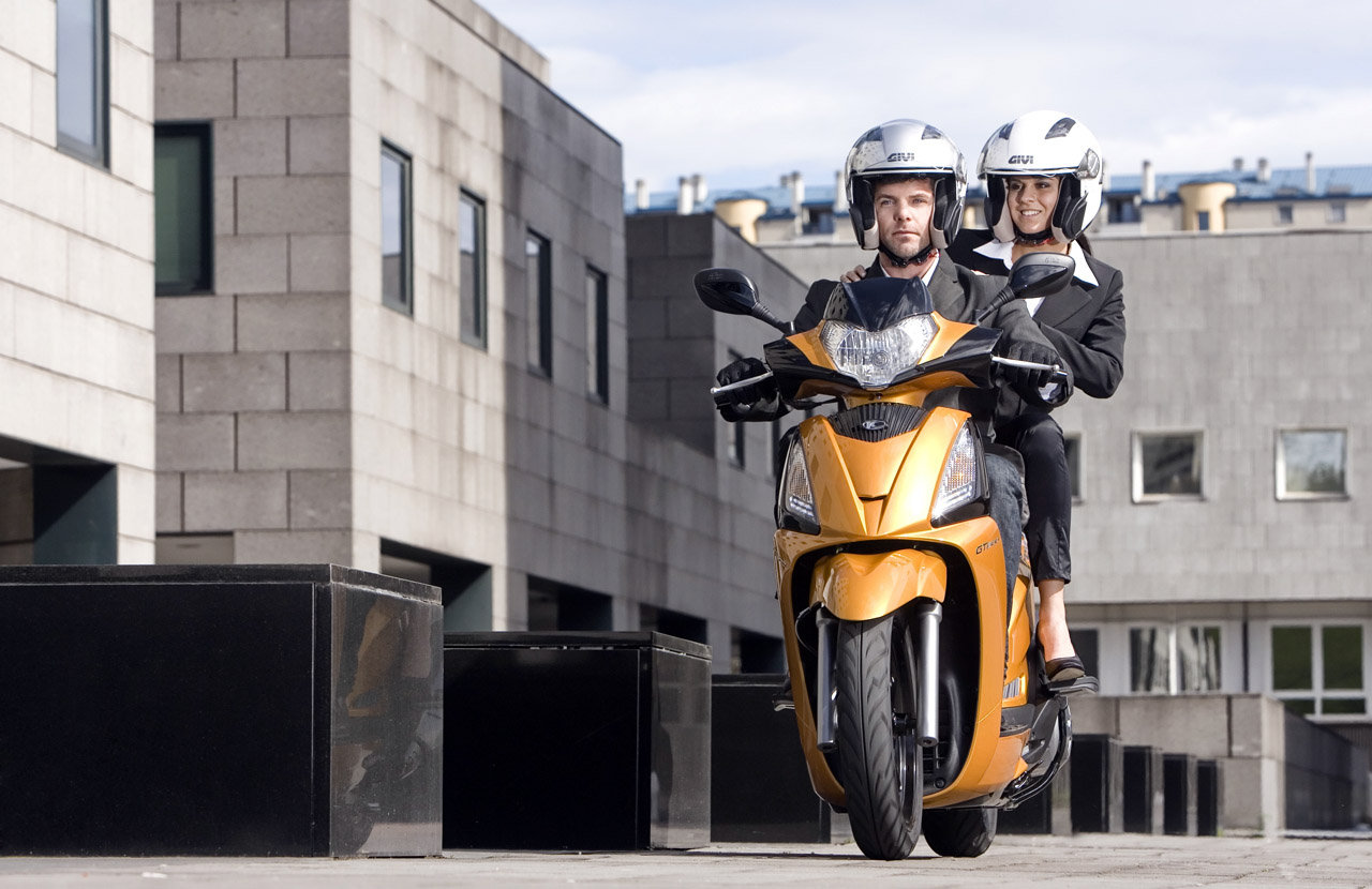 Kymco People GTI 2011