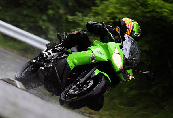 Kawasaki Ninja 400r (шпионски снимки)