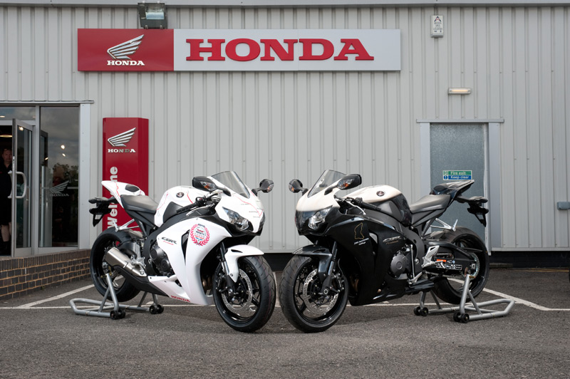 Honda CBR1000RR Fireblade TT Tribute