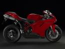 Ducati 848 еволюира до 848 Evo