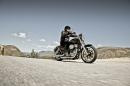 Harley-Davidson Sportster 883 SuperLow специално за жени и начинаещи