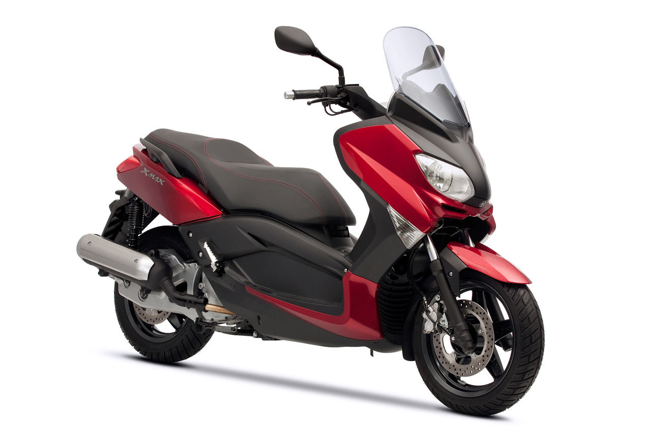 Yamaha X-Max 125 ABS и X-Max 250 ABS 2011