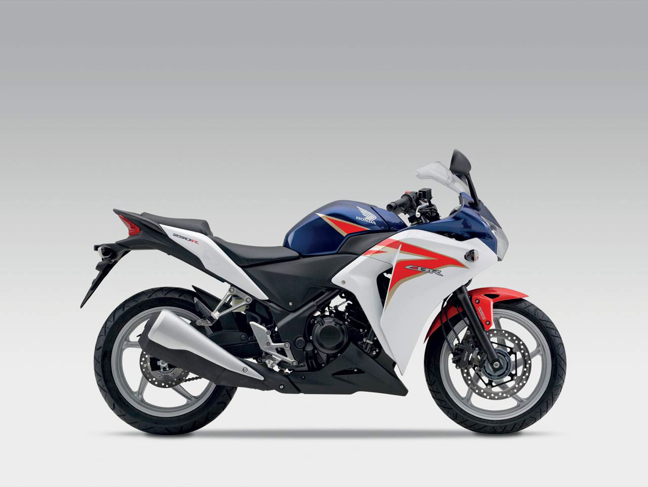 Honda CBR250R 2011