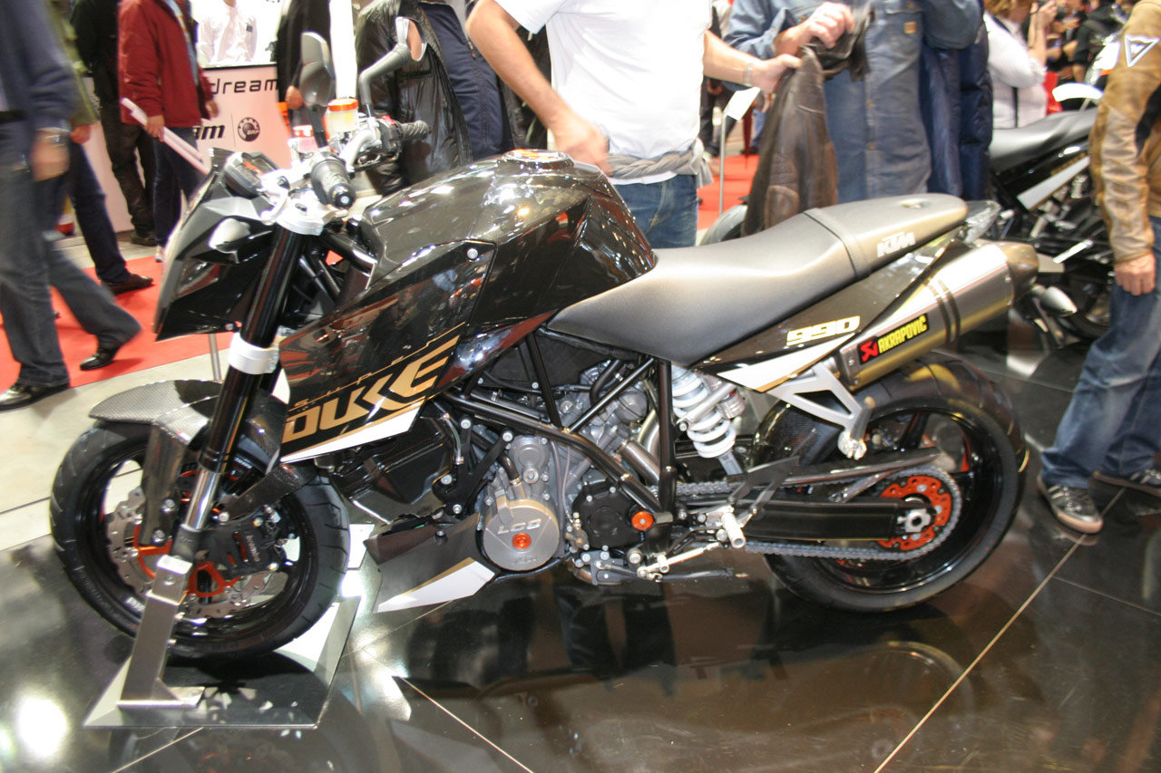 KTM (EICMA 2010)