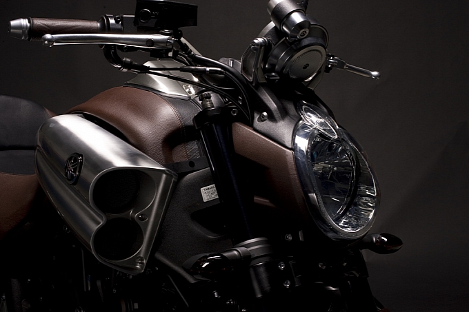 Yamaha VMAX Hermes