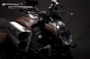 Hermes направи Yamaha VMAX по-секси