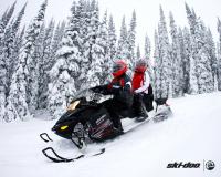 Bombardier показа моторните шейни Ski-Doo Expedition 2011