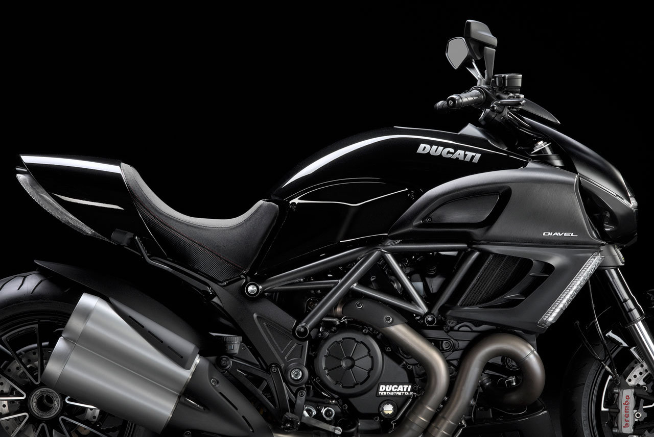 Ducati Diavel Diamond Black