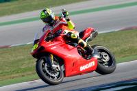 Роси подкара Ducati 1198SP