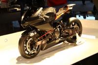 Верона 2011: Vyrus 986 M2