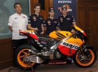 Honda Repsol представи отбора си за 2011-та