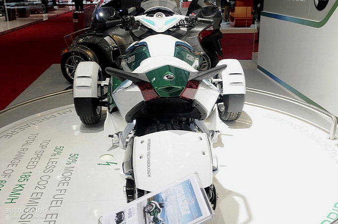 Can-Am Spyder Hybrid (Женева 2011)