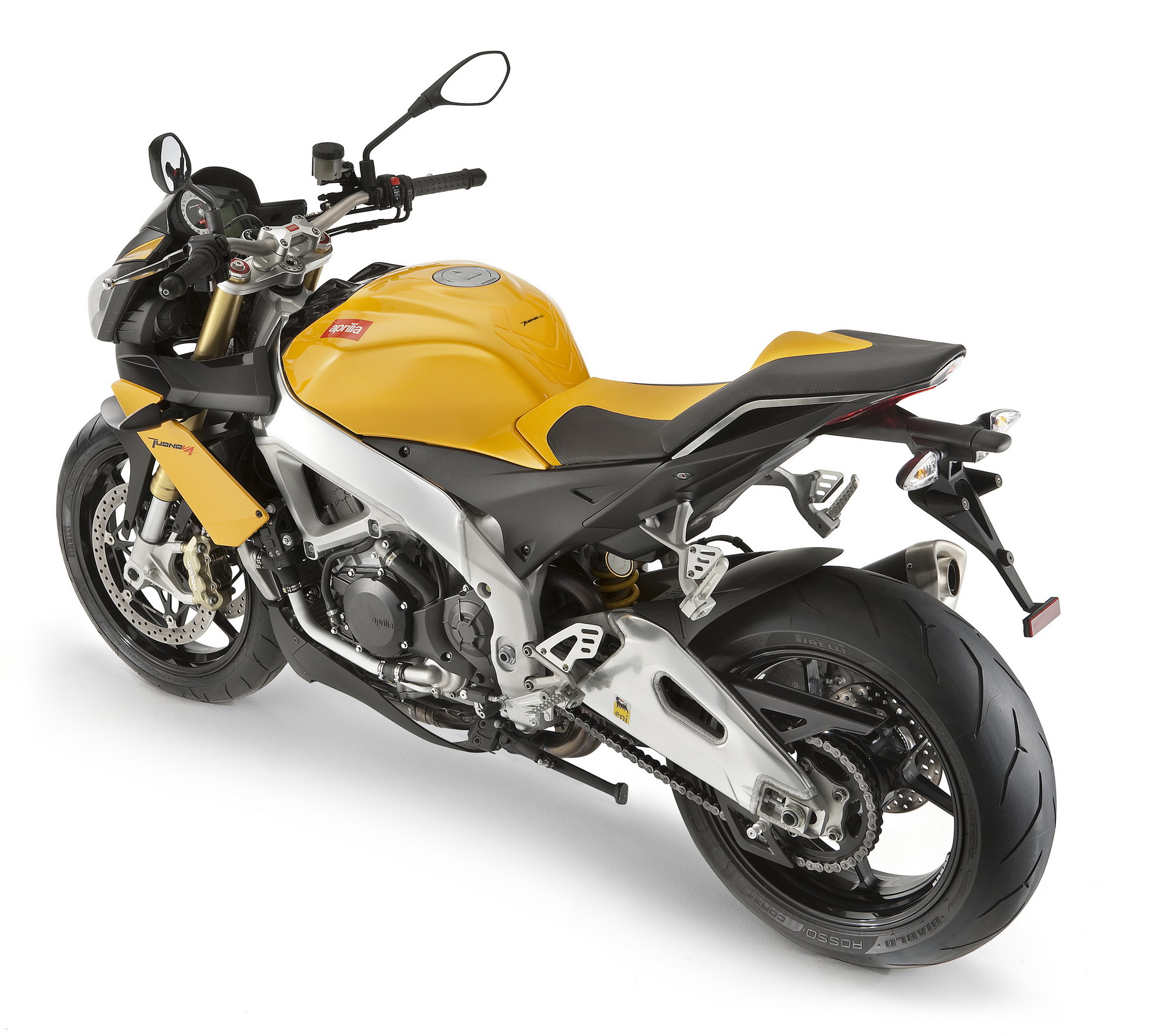 Aprilia Tuono V4 R 2011 (нови снимки)