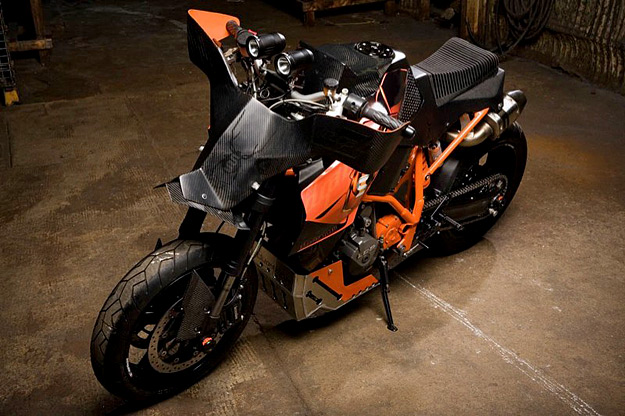 KTM Super Duke R Superspinne