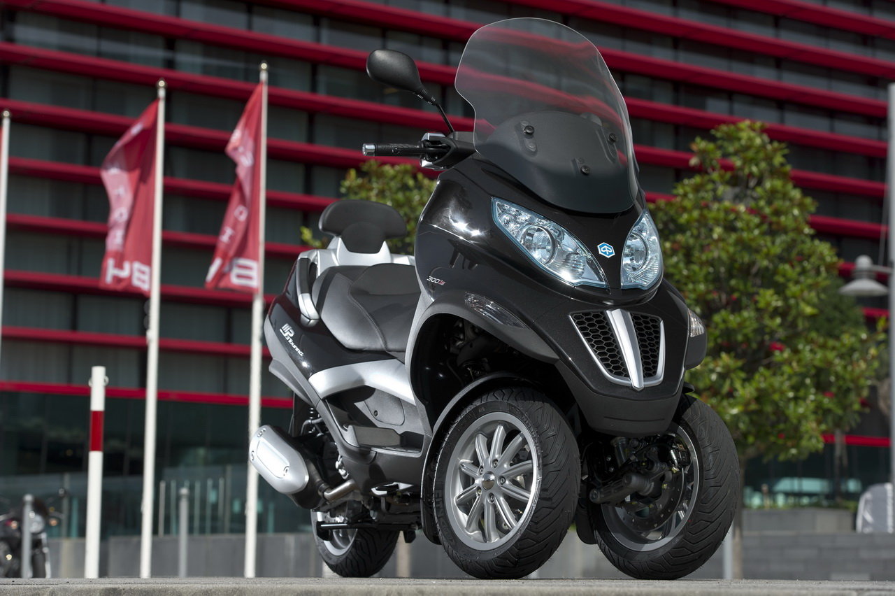 Piaggio MP3 Touring