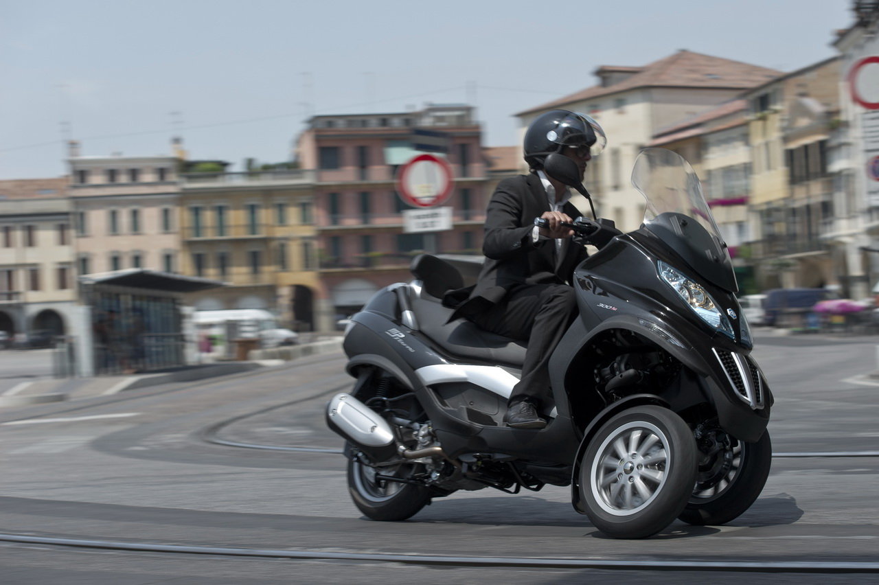 Piaggio MP3 Touring