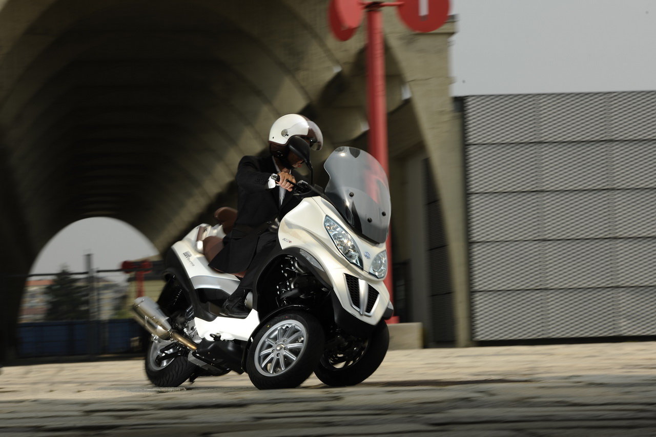 Piaggio MP3 Touring Business