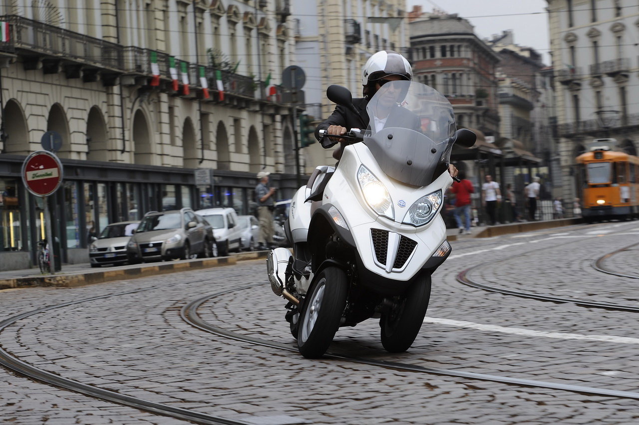 Piaggio MP3 Touring Business