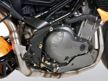 Benelli Tornado Naked Tre 899 и 899s