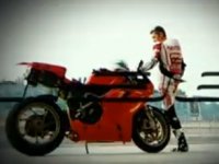 Ducati с надъхващо видео на 1198
