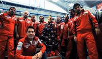 Весели празници от Ники Хейдън и Ducati Corse