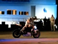 Нов световен рекорд за въртене на мотоциклет
